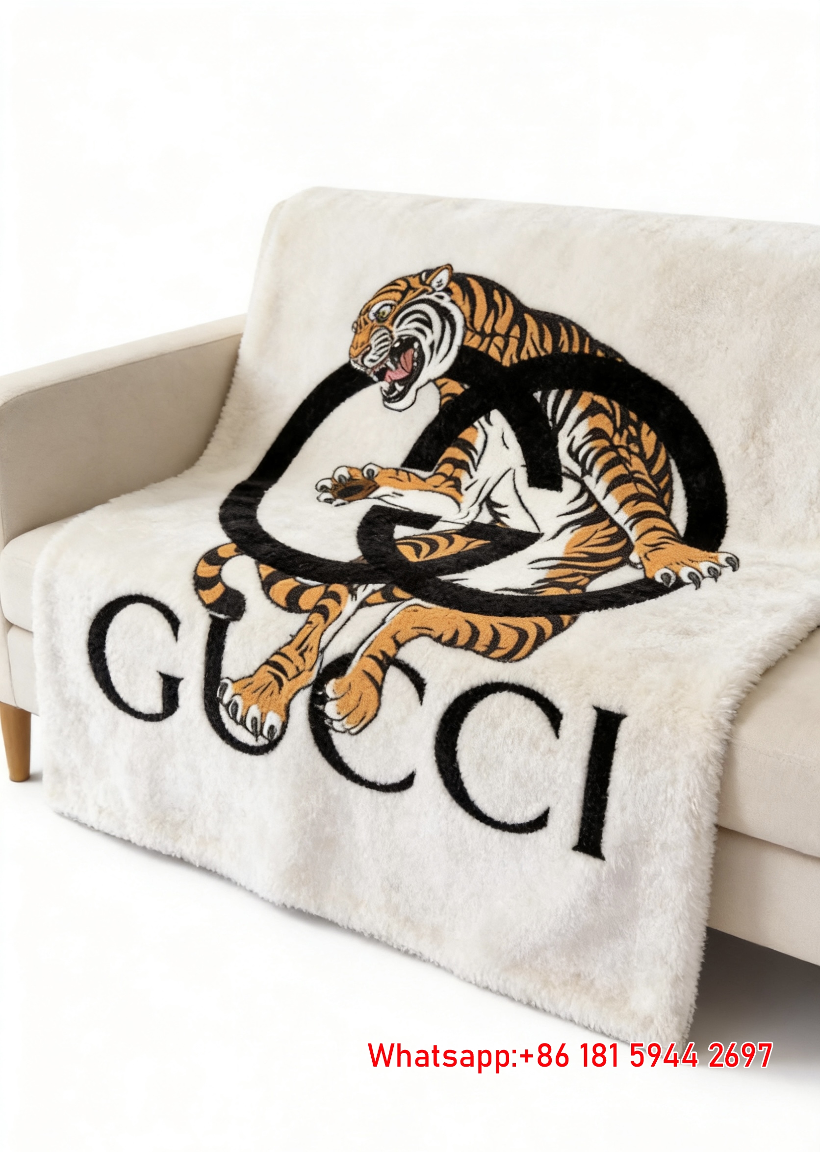 Gucci Tiger GG Throw Blankets IMG_2982